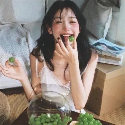 美国派：集体裸奔